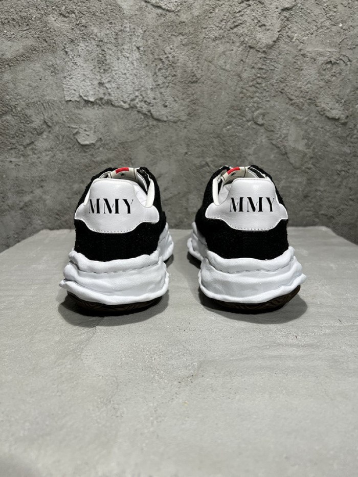 Ma*s*n mihara yasuhiro sneaker