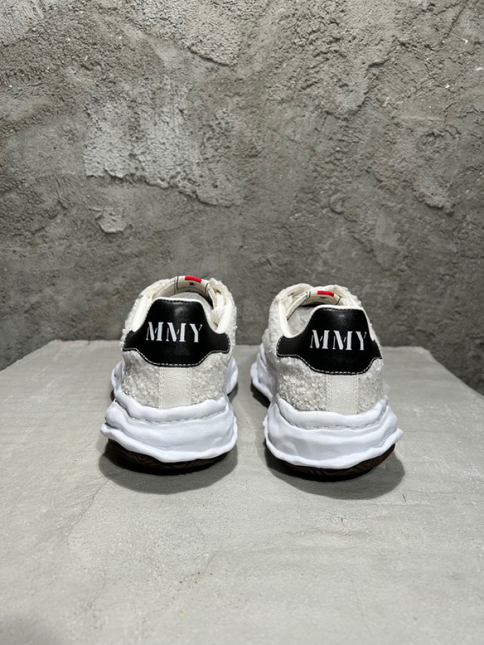 Ma*s*n mihara yasuhiro sneaker