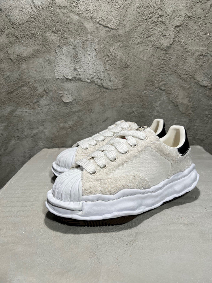 Ma*s*n mihara yasuhiro sneaker