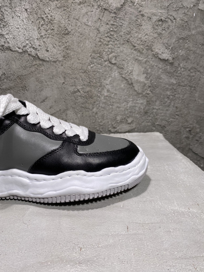 Ma*s*n mihara yasuhiro sneaker
