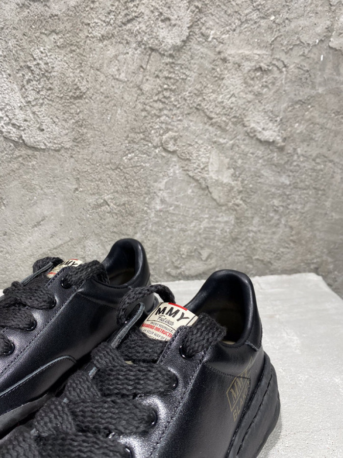 Ma*s*n mihara yasuhiro sneaker