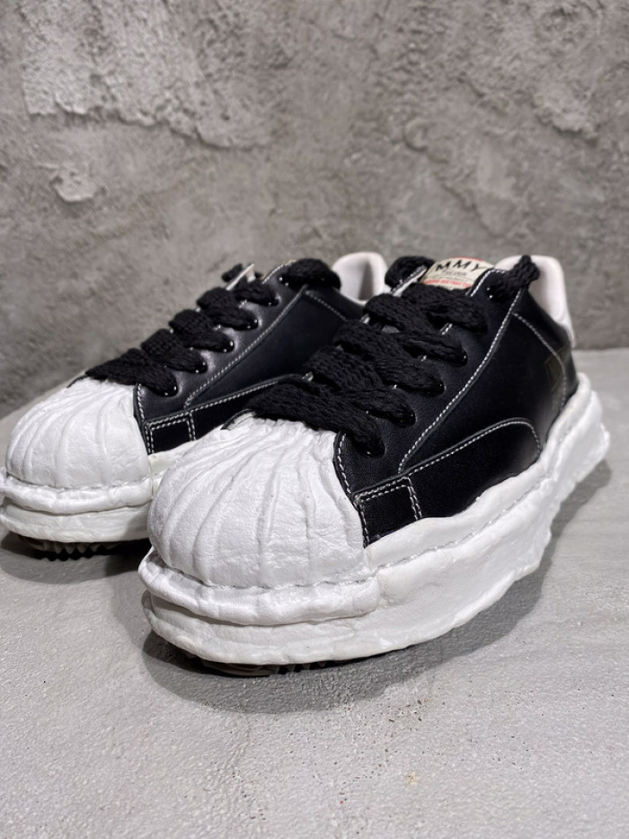 Ma*s*n mihara yasuhiro sneaker