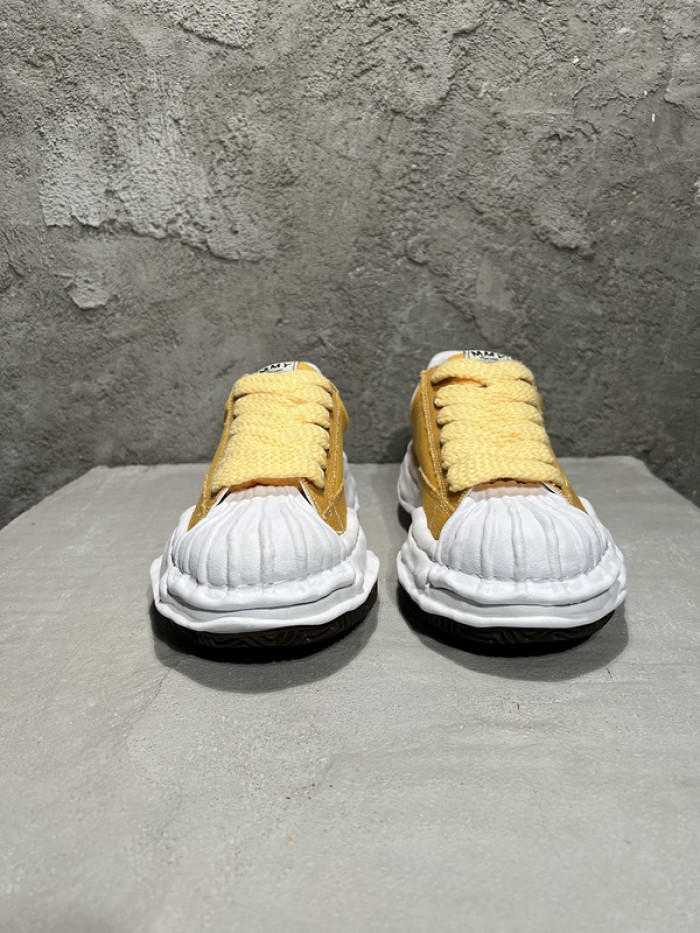 Ma*s*n mihara yasuhiro sneaker