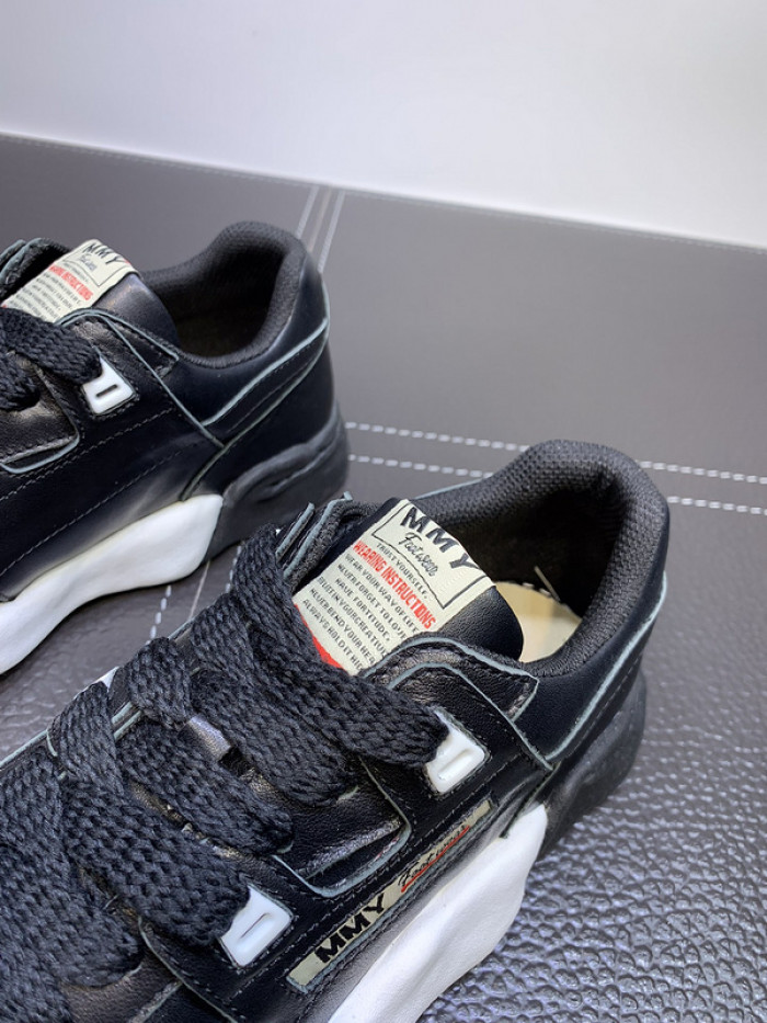 Ma*s*n mihara yasuhiro sneaker