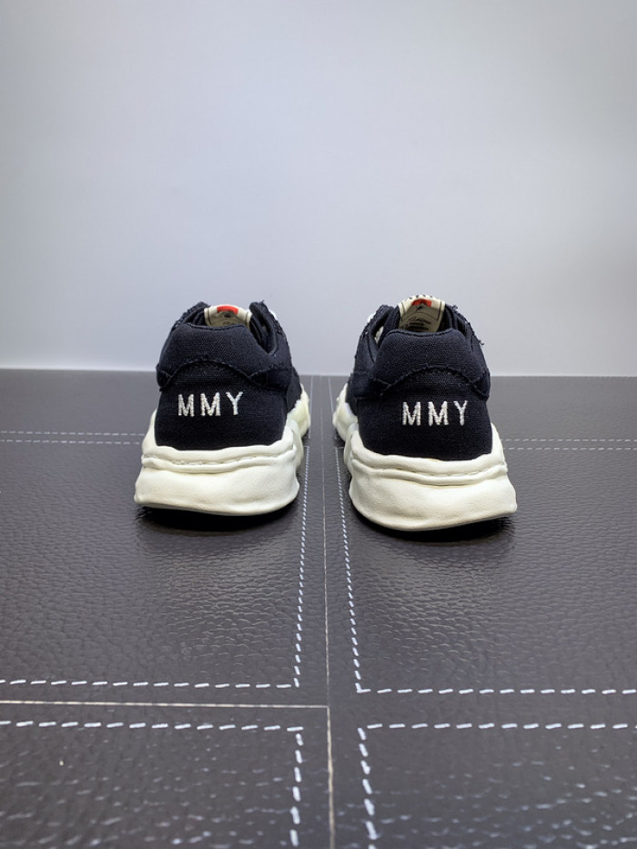 Ma*s*n mihara yasuhiro sneaker