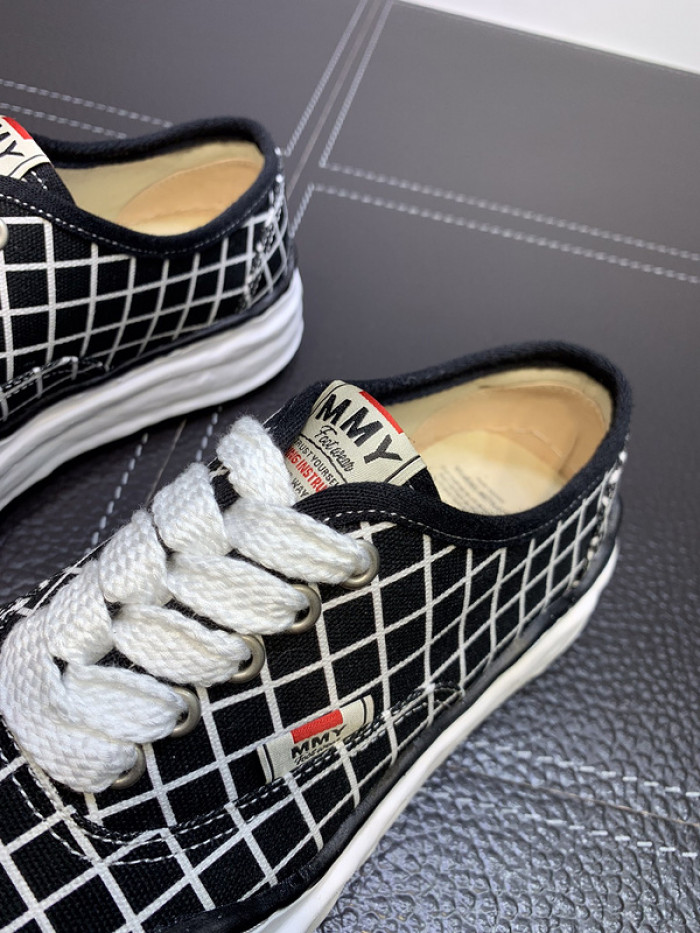 Ma*s*n mihara yasuhiro sneaker