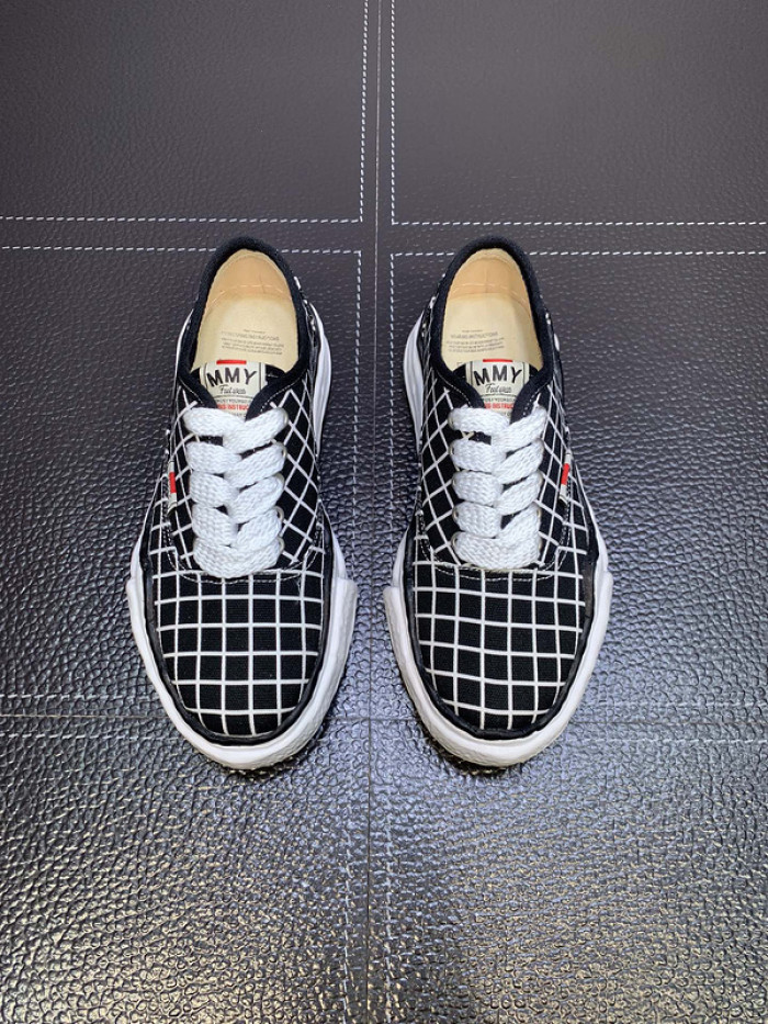 Ma*s*n mihara yasuhiro sneaker