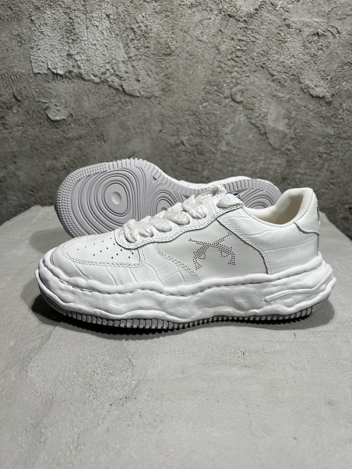 Ma*s*n mihara yasuhiro sneaker
