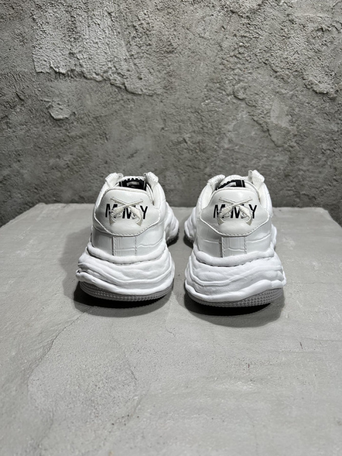 Ma*s*n mihara yasuhiro sneaker
