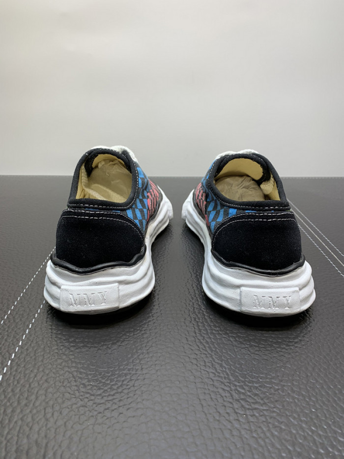 Ma*s*n mihara yasuhiro sneaker