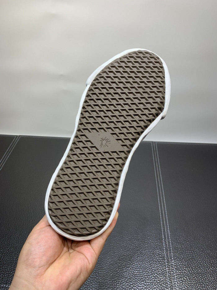 Ma*s*n mihara yasuhiro sneaker