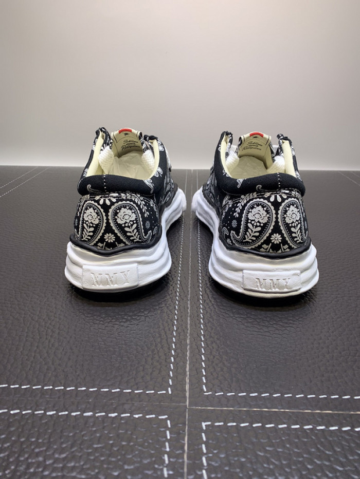 Ma*s*n mihara yasuhiro sneaker