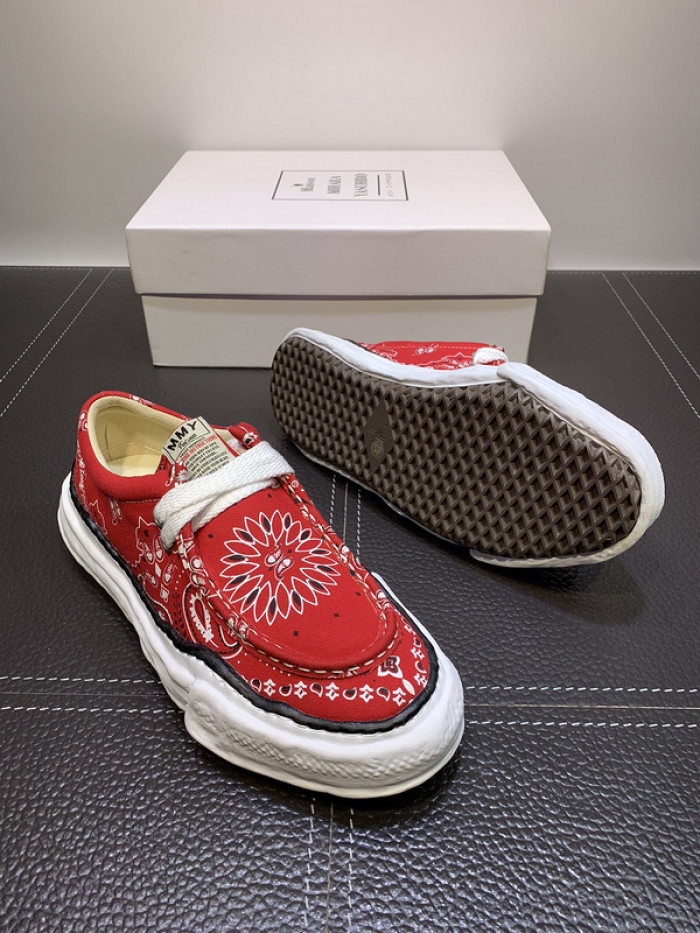 Ma*s*n mihara yasuhiro sneaker