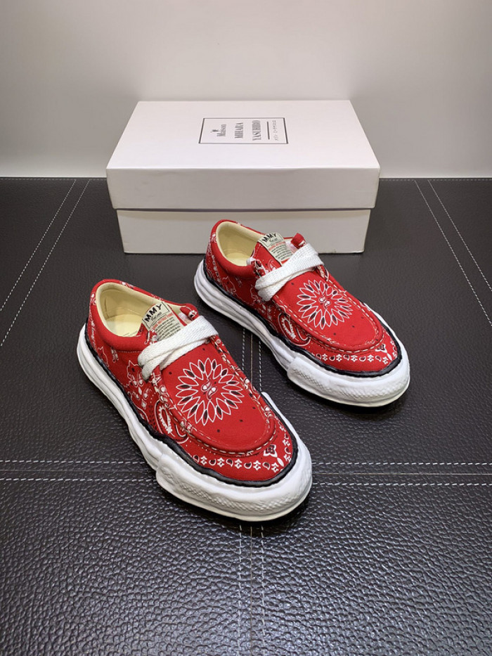 Ma*s*n mihara yasuhiro sneaker