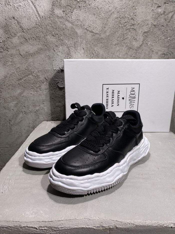 Ma*s*n mihara yasuhiro sneaker