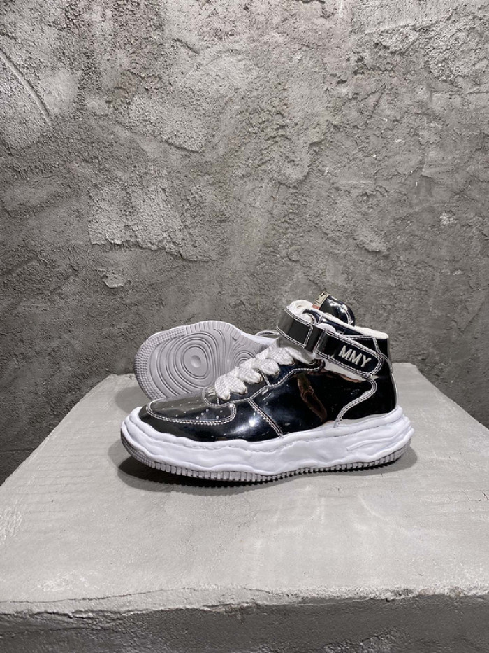 Ma*s*n mihara yasuhiro sneaker