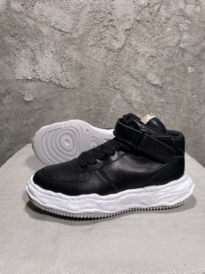 Ma*s*n mihara yasuhiro sneaker