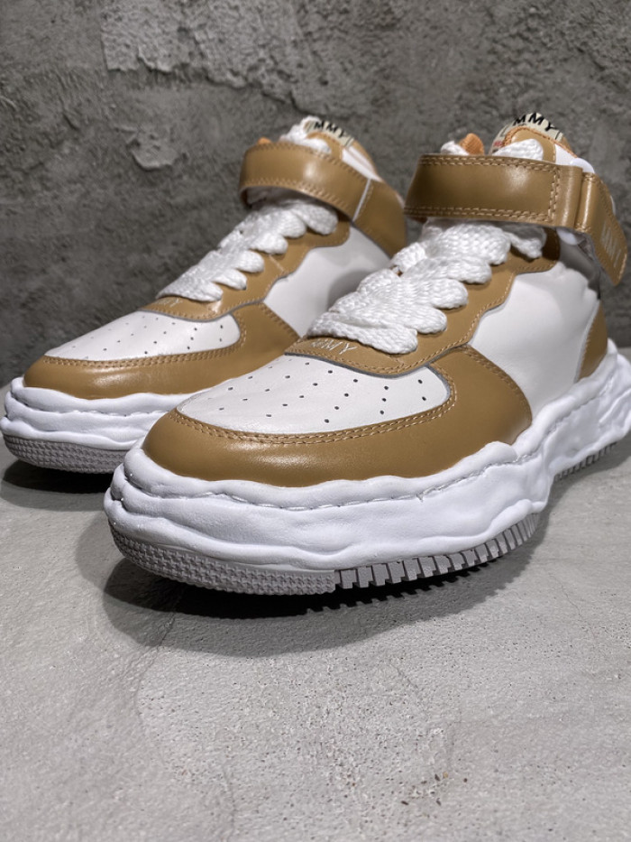 Ma*s*n mihara yasuhiro sneaker