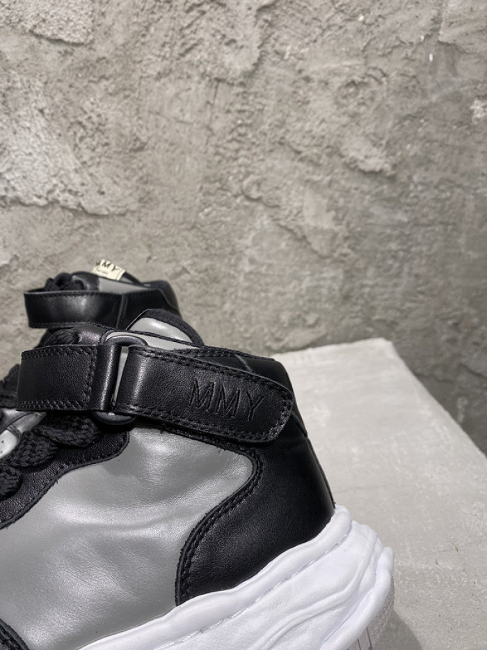 Ma*s*n mihara yasuhiro sneaker