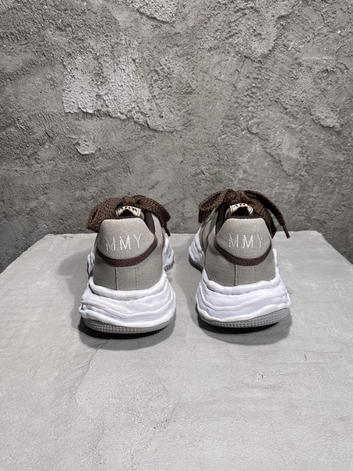 Ma*s*n mihara yasuhiro sneaker