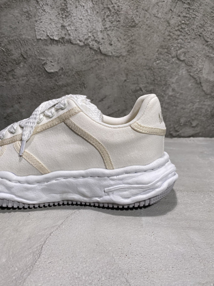 Ma*s*n mihara yasuhiro sneaker