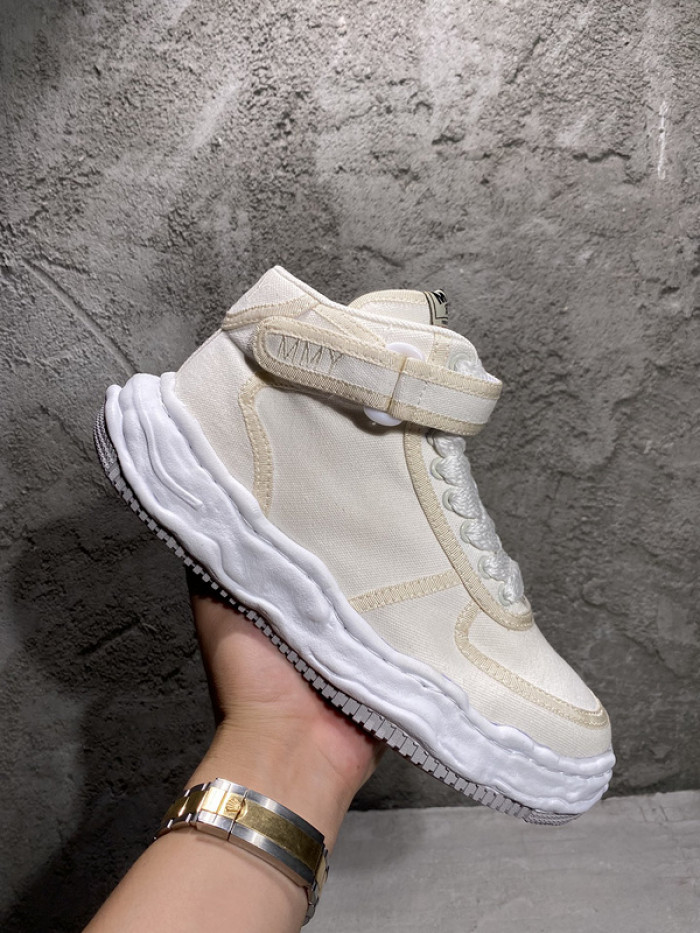 Ma*s*n mihara yasuhiro sneaker