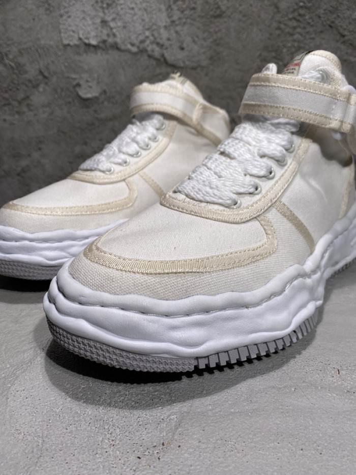 Ma*s*n mihara yasuhiro sneaker