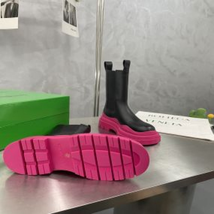 bo*te*ga Ve*ne*ta boots