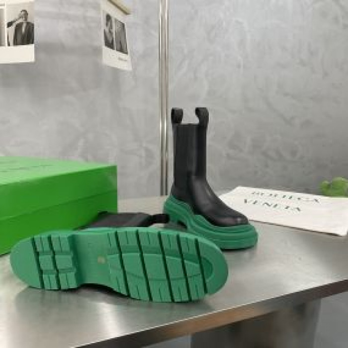 bo*te*ga Ve*ne*ta boots