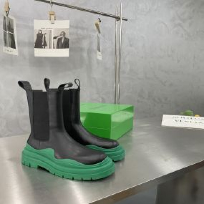 bo*te*ga Ve*ne*ta boots