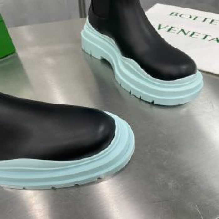 bo*te*ga Ve*ne*ta boots