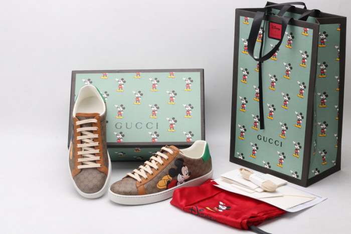 gi ace embroidered low-top sneaker