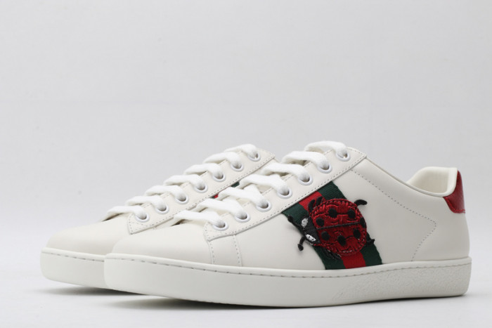 gi ace embroidered low-top sneaker