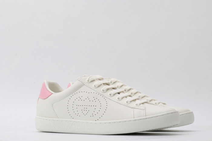 gi ace embroidered low-top sneaker