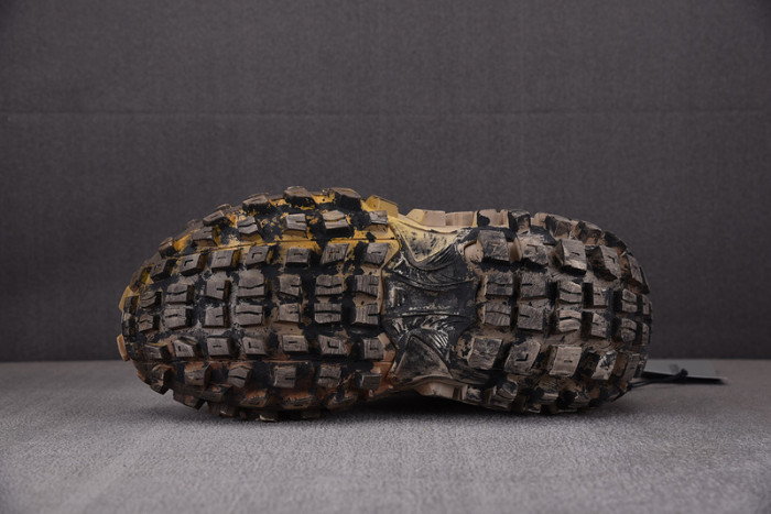 bl deferder chunky-sole sneaker