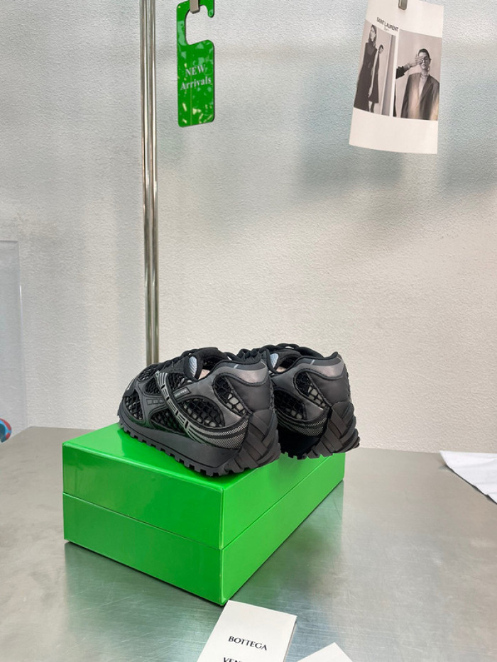 bo*te*ga Ve*ne*ta sneaker