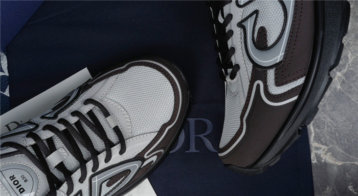 dr b30 trainer sneaker