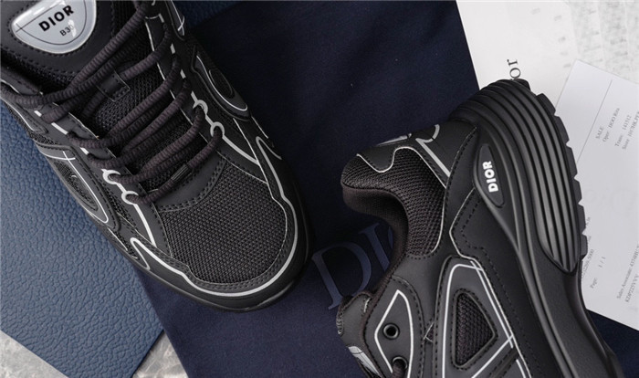 dr b30 trainer sneaker