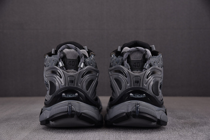 bl runner trainers sneakers