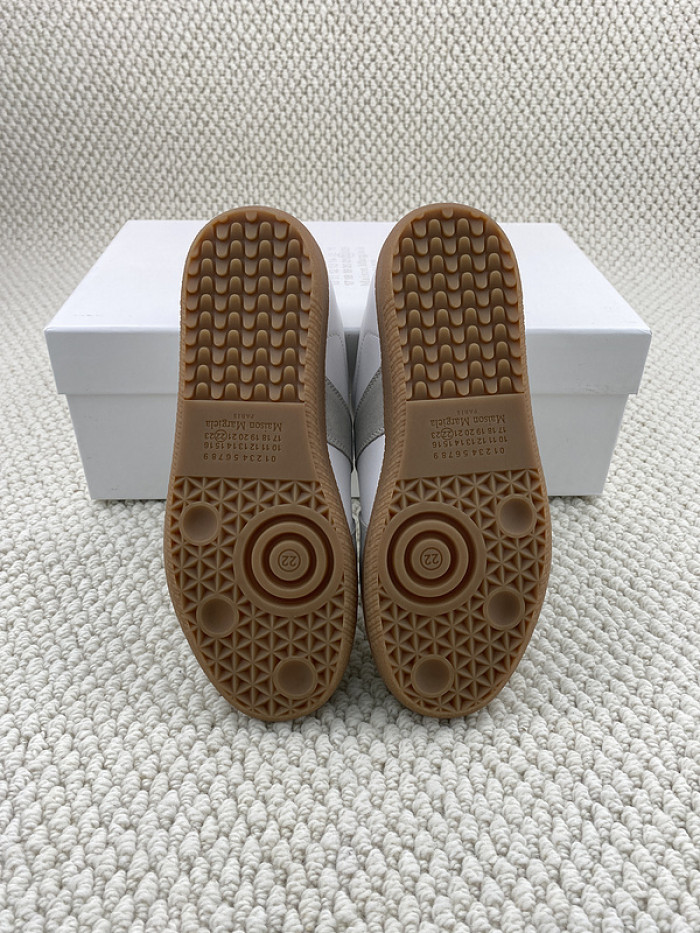 ma*s*n Ma*i*la shoes