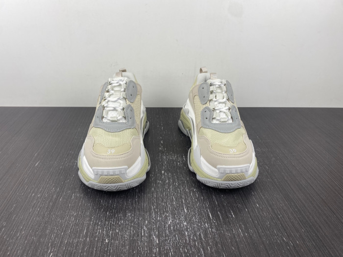bl triple s trainers sneakers 524039 w2fw4 9790