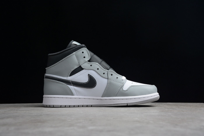 air jordan 1 mid “light smoke grey” 554724-078