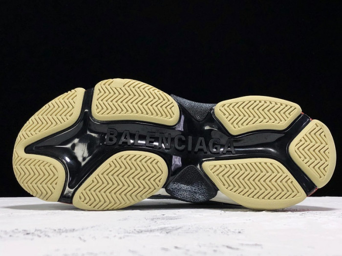 bl 17fw triple-s 2.0 cream sneakers h903p058