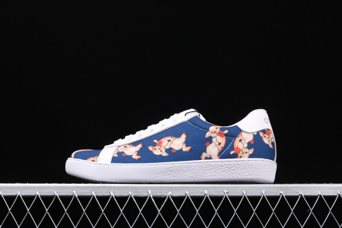 gi ace embroidered low-top sneaker h903p110