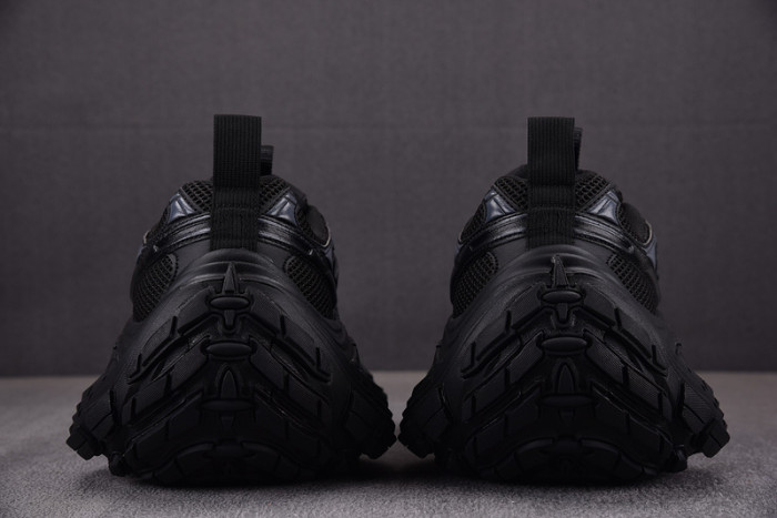 bl 10xl speed trainer sneaker