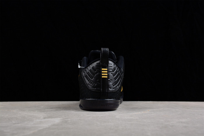 nike kobe 11 elite low 