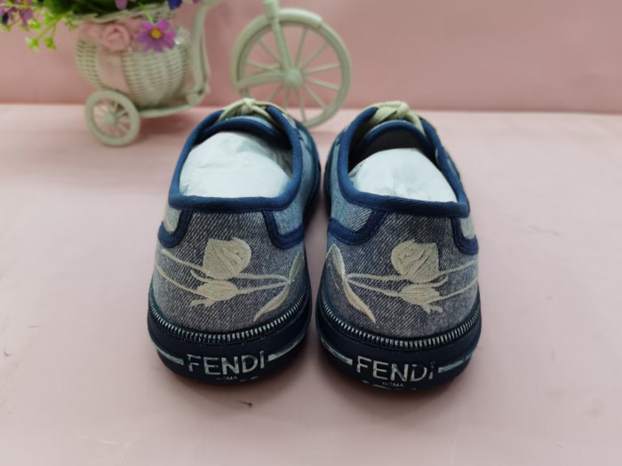 fen sneakers