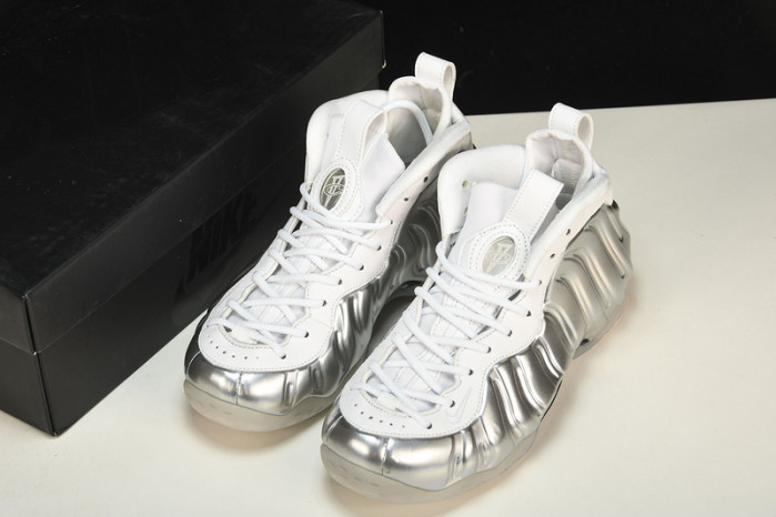 nike air foamposite one chrome white aa3963-100