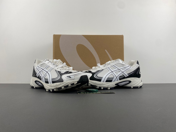 As*ic*s gel-kahana tr v4 black white 1203a497-100