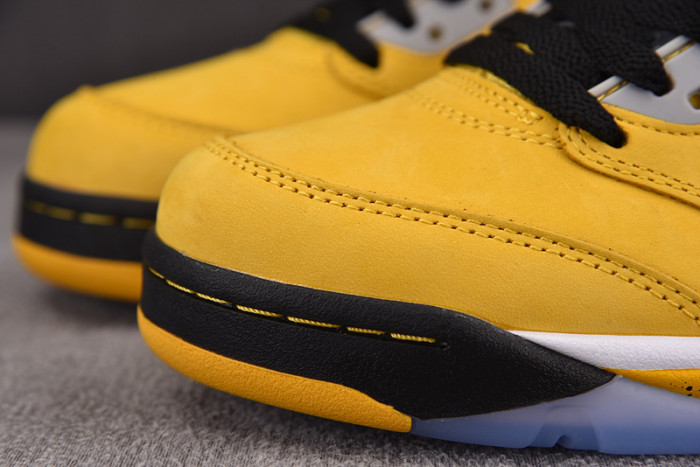 Air Jordan 5 “Tokyo” IO3372-700